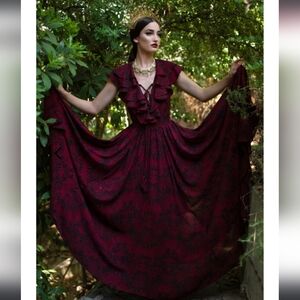 La Femme en Noir Mythical Goddess Gown